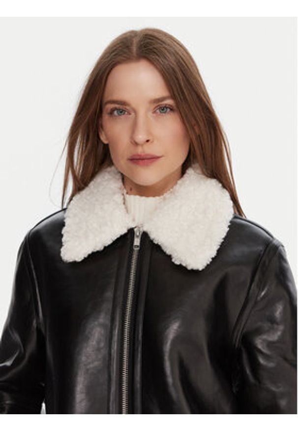 French Connection Kurtka z imitacji skóry 70ZAL Czarny Regular Fit. Kolor: czarny. Materiał: skóra