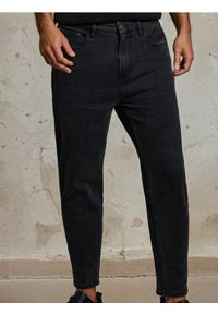 Sinsay - Jeansy slim fit - czarny. Kolor: czarny