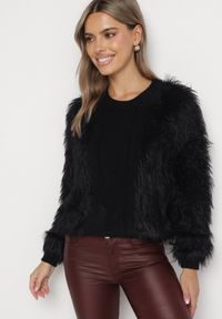 Born2be - Czarny Sweter z Długim Włosiem i Dodatkiem Wełny Merithina. Kolor: czarny. Materiał: wełna. Długość: długie. Styl: klasyczny, elegancki #5