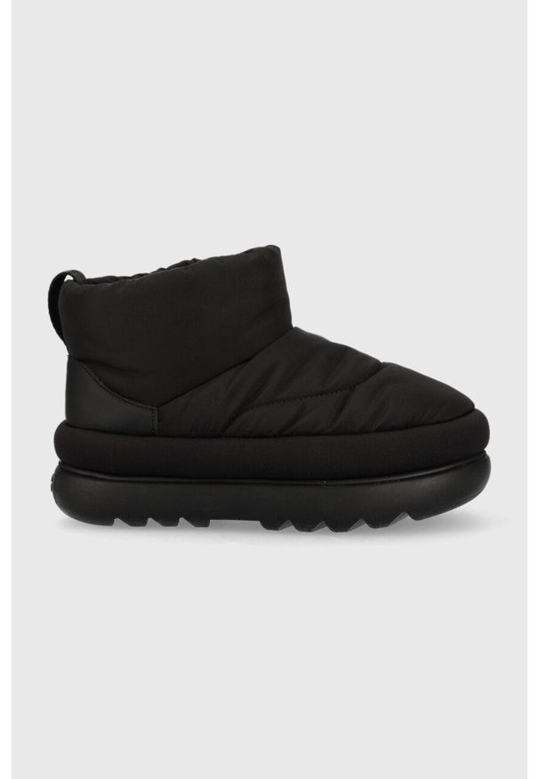 Ugg - UGG śniegowce Classic Maxi Mini kolor czarny 1132017.BLK. Nosek buta: okrągły. Kolor: czarny. Materiał: wełna, poliester, włókno, guma. Obcas: na platformie