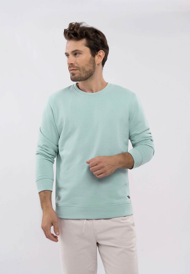 Volcano - Gładka bluza B-ANDY. Typ kołnierza: bez kaptura. Materiał: poliester, nubuk, bawełna, materiał, włókno, dzianina, skóra. Wzór: gładki. Styl: klasyczny