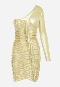 Born2be - Złota Dopasowana Sukienka Asymetryczna z Metaliczną Nitką i Marszczeniem Queniva. Kolor: złoty. Materiał: materiał. Typ sukienki: asymetryczne. Długość: mini #7