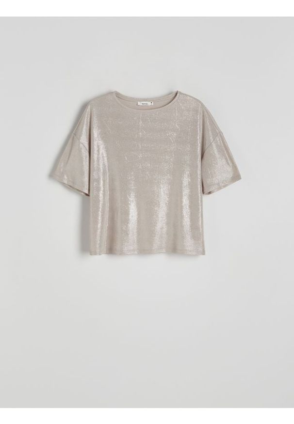 Reserved - T-shirt boxy z metalicznym efektem - srebrny. Kolor: srebrny. Materiał: dzianina