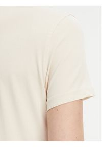 Guess T-Shirt W5YI08 J1314 Écru Regular Fit. Materiał: bawełna #3