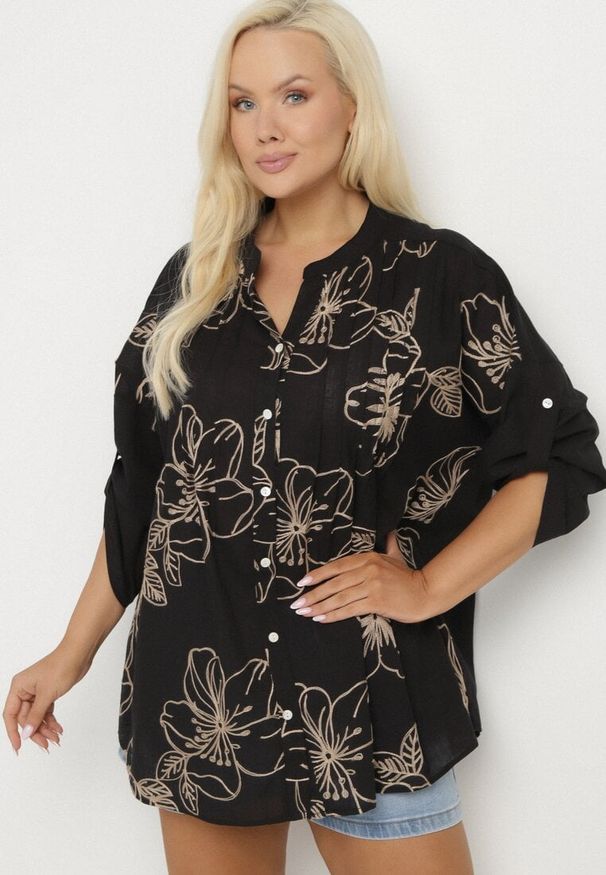Born2be - Czarna Koszula z Bawełną w Haftowane Kwiaty Tolarea. Okazja: na co dzień. Kolor: czarny. Materiał: bawełna. Wzór: kwiaty, haft. Styl: elegancki, casual