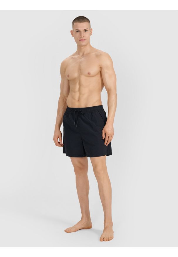 4f - 4F Spodenki plażowe boardshorty męskie - czarne S. Kolor: czarny. Materiał: tkanina, włókno, materiał, syntetyk. Długość: krótkie