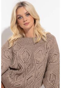 Fobya - Luźny Sweter z Ażurowym Wzorem - Mocca. Materiał: wełna, poliakryl. Wzór: ażurowy