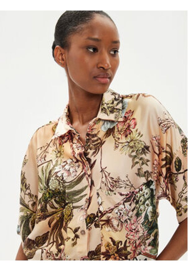 ViCOLO Koszula TB2527 Brązowy Regular Fit. Kolor: brązowy. Materiał: wiskoza
