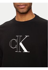Calvin Klein Jeans Bluza Monologo J30J326034 Czarny Regular Fit. Kolor: czarny. Materiał: syntetyk #5