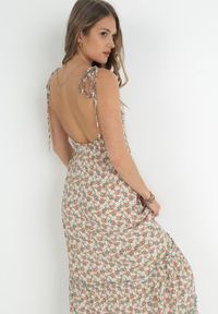 Born2be - Biała Rozkloszowana Sukienka z Wiązanymi Ramiączkami i Odkrytymi Plecami Ratta. Kolor: biały. Długość rękawa: na ramiączkach. Styl: wakacyjny #3