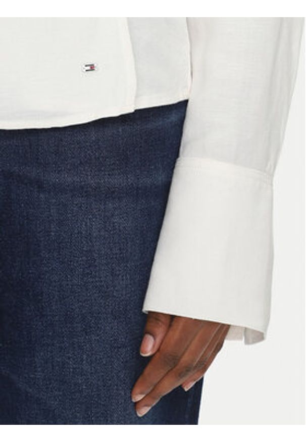 TOMMY HILFIGER - Tommy Hilfiger Koszula WW0WW44697 Écru Regular Fit. Materiał: wiskoza