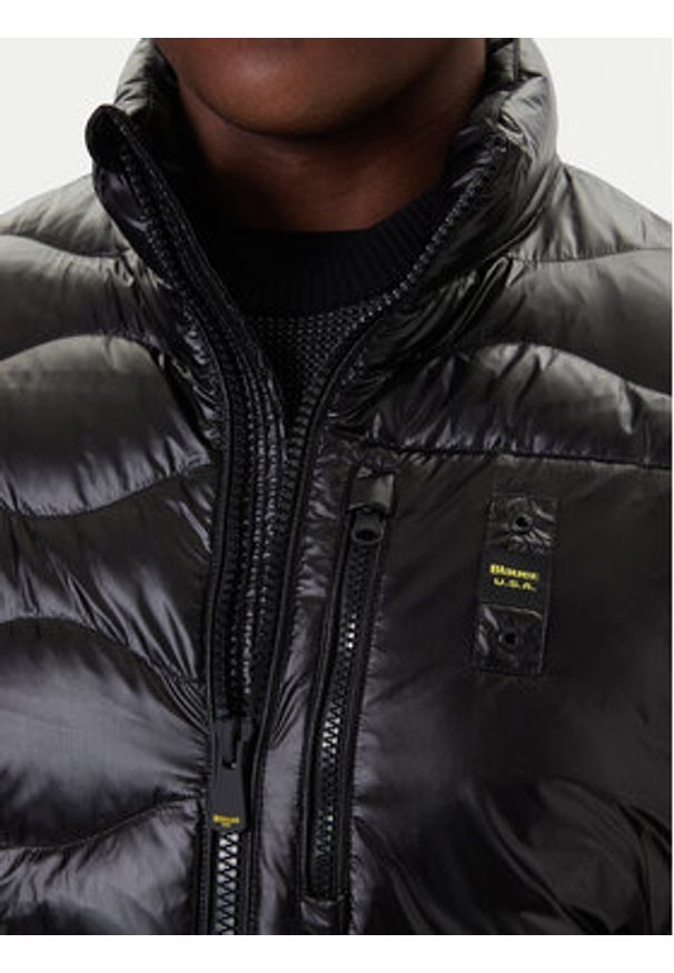 Blauer Kurtka puchowa 25WBLUC03075 Czarny Regular Fit. Kolor: czarny. Materiał: syntetyk
