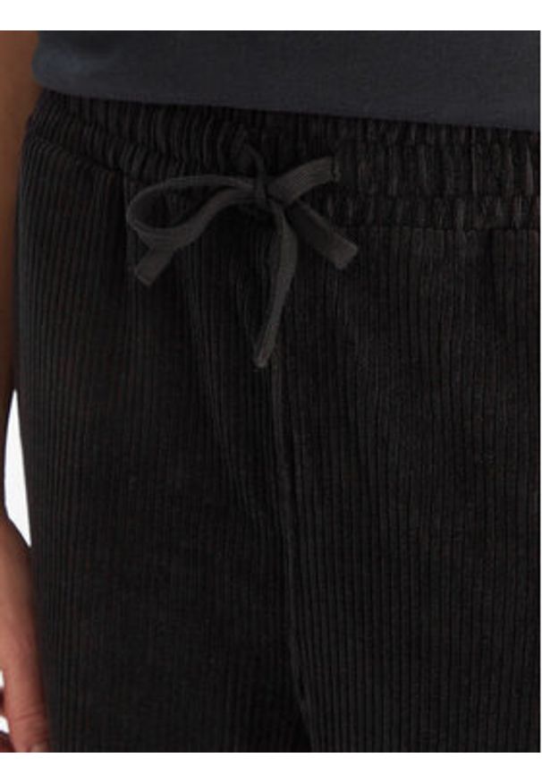 Roxy Spodnie materiałowe Lekeito Paint Knit ERJNP03691 Czarny Regular Fit. Kolor: czarny. Materiał: syntetyk, bawełna