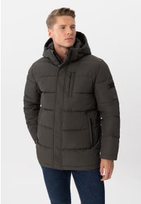 Volcano - Pikowana kurtka zimowa J-GILBERT. Kolor: brązowy. Materiał: puch, polar, materiał. Sezon: zima #1
