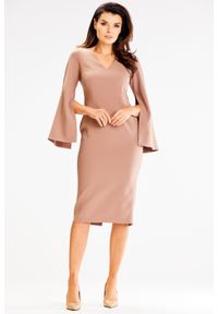 Awama - Elegancka ołówkowa sukienka midi z rozciętymi rękawami beż. Kolor: beżowy. Typ sukienki: ołówkowe. Styl: elegancki. Długość: midi #3