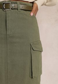 Renee - Ciemnozielona Cargo Spódnica Midi z Paskiem i Ściągaczami Timnitos. Kolor: zielony. Wzór: aplikacja #3