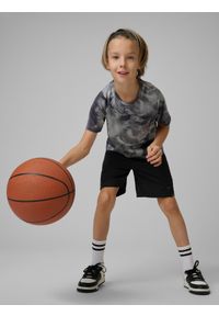 4f - 4F Spodenki sportowe szybkoschnące chłopięce - czarne 122/128 (6-8 lat). Okazja: na co dzień. Kolor: czarny. Materiał: syntetyk, materiał. Sezon: lato. Styl: sportowy #1