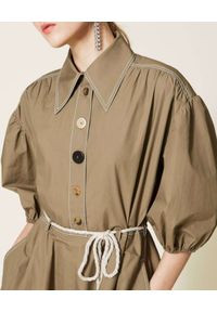 TwinSet - TWINSET - Brązowa mini sukienka z bufiastymi rękawami. Kolor: brązowy. Materiał: bawełna. Typ sukienki: asymetryczne, koszulowe. Długość: mini