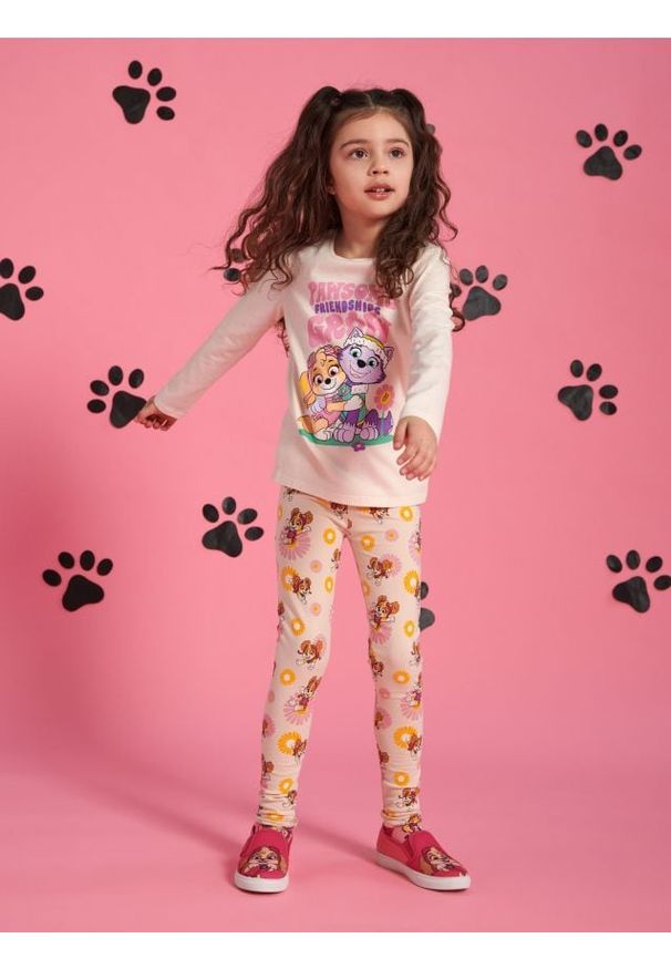 Sinsay - Legginsy Psi Patrol - beżowy. Kolor: beżowy. Materiał: bawełna. Wzór: nadruk