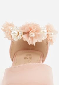 Born2be - Różowe Lakierowane Sandały na Niskim Obcasie z Kwiatkami i Perełkami Denagia. Zapięcie: sprzączka. Kolor: różowy. Materiał: lakier. Wzór: kwiaty. Sezon: lato. Styl: elegancki #3