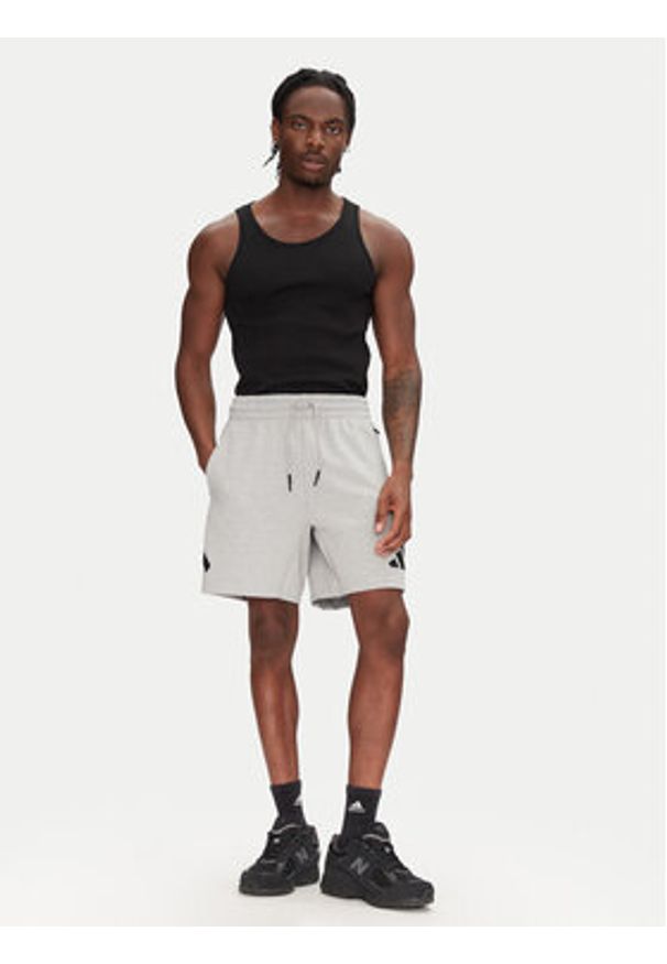 Adidas - adidas Szorty sportowe Z.N.E. JJ4892 Szary Regular Fit. Kolor: szary. Materiał: bawełna. Styl: sportowy