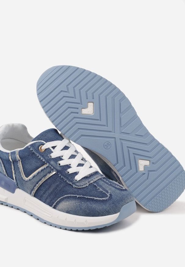 Born2be - Ciemnoniebieskie Sneakersy z Przetarciami na Piankowej Podeszwie Ninisela. Okazja: na spotkanie biznesowe, na co dzień, na spacer. Kolor: niebieski. Szerokość cholewki: normalna. Sezon: wiosna. Sport: turystyka piesza