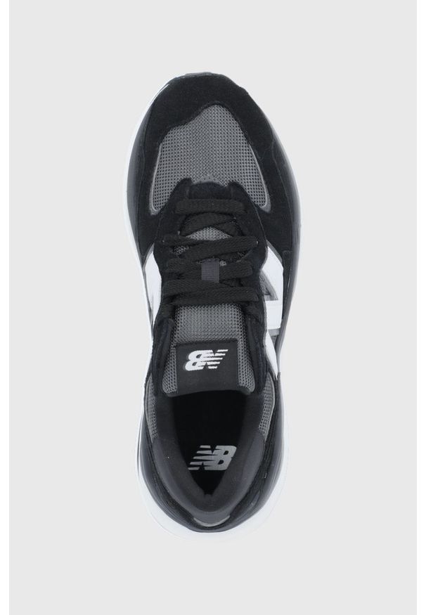 New Balance buty M5740CBA kolor czarny. Nosek buta: okrągły. Zapięcie: sznurówki. Kolor: czarny. Materiał: guma