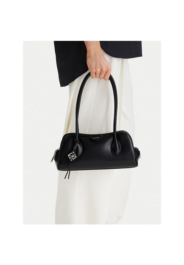 Torebka Calvin Klein. Kolor: czarny