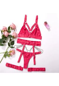 Intica - Komplet bielizny trzyczęściowy z regulowanymi paskami Kamla. Kolor: różowy. Materiał: materiał, koronka. Wzór: paski