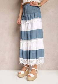 Renee - Niebiesko-Biała Spódnica z Bawełny w Stylu Boho z Gumką i Sznurkiem w Talii Uvinia. Kolor: niebieski. Materiał: bawełna. Sezon: lato. Styl: boho