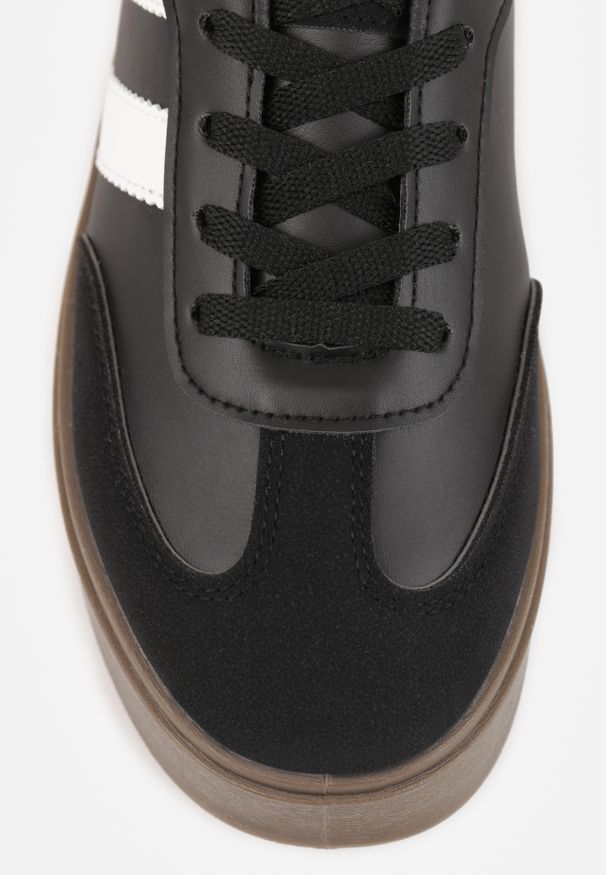 Renee - Czarne Sneakersy na Kauczukowej Podeszwie Ozdobione Paskami Nilimea. Okazja: na co dzień. Zapięcie: pasek. Kolor: czarny. Materiał: kauczuk. Wzór: aplikacja