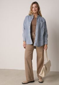 Born2be - Niebieska Koszula Jeansowa z Bawełną Ozdobiona Przeszyciami Junie. Kolor: niebieski. Materiał: bawełna, jeans. Wzór: aplikacja. Styl: elegancki #6