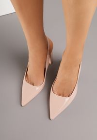 Renee - Beżowe Sandały Lakierowane na Słupku Slingback Halasela. Okazja: na co dzień, na imprezę. Kolor: beżowy. Materiał: lakier. Obcas: na słupku. Styl: wizytowy, elegancki, casual #3