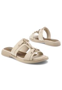 Klapki damskie Artiker, cholewka ze skóry naturalnej wsuwany fason z szerokimi paskami na płaskiej podeszwie, beżowe, 58C1629. Kolor: beżowy. Materiał: skóra. Obcas: na płaskiej podeszwie #7