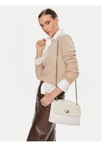 Calvin Klein Torebka Re-Lock Conv Shoulder Bag_Jcq K60K611755 Écru. Materiał: skórzane