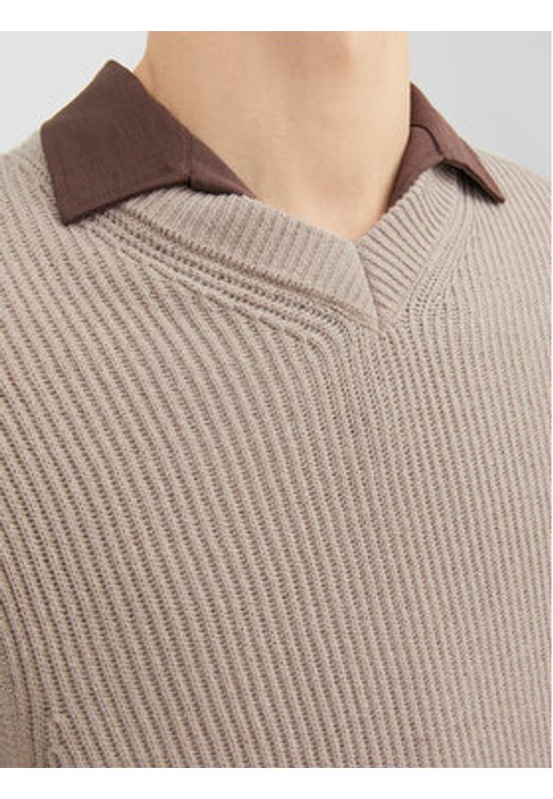 Jack & Jones - Jack&Jones Sweter Rib 12241167 Beżowy Regular Fit. Kolor: beżowy. Materiał: bawełna, syntetyk