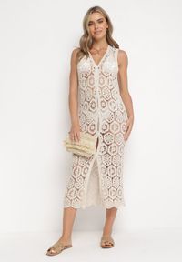 Born2be - Beżowa Bawełniana Midi Sukienka Narzutka z Ażurowej Tkaniny Zapinana na Guziki Lotia. Kolor: beżowy. Materiał: bawełna, tkanina. Wzór: ażurowy #4