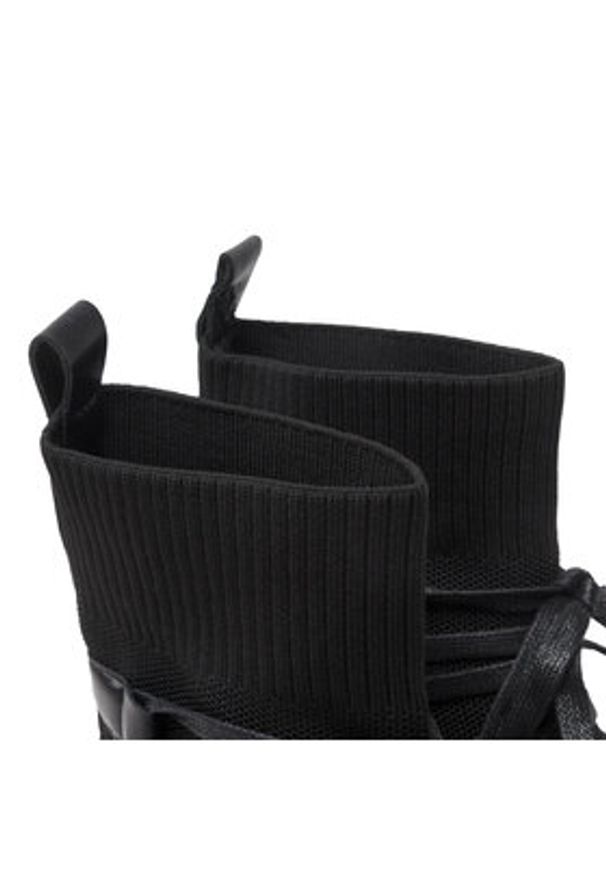 DeeZee Trzewiki ZAL13015-9 Czarny. Kolor: czarny. Materiał: materiał