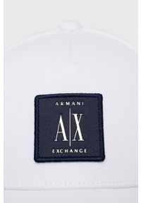 Armani Exchange czapka z daszkiem bawełniana kolor biały z aplikacją. Kolor: biały. Materiał: bawełna. Wzór: aplikacja #4