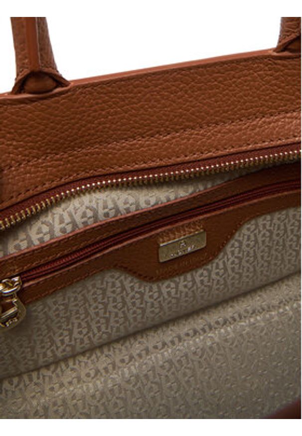 Aigner Torebka Cybill M 133034 Brązowy. Kolor: brązowy. Materiał: skórzane