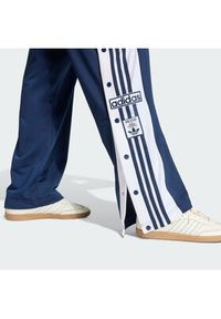 Adidas - adidas Spodnie dresowe Adibreak Classic KD1515 Granatowy Regular Fit. Kolor: niebieski. Materiał: syntetyk #4