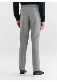Pako Lorente - PAKO LORENTE – Szare spodnie garniturowe w delikatną kratę. Kolor: szary. Materiał: poliester, wełna, lycra #2