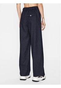 Pepe Jeans Spodnie materiałowe Rene Pant PL211677 Czarny Regular Fit. Kolor: czarny. Materiał: syntetyk