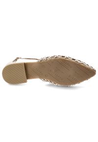 Hot Potatoes by Gioseppo - Czółenka damskie Gioseppo, płaska podeszwa pleciona struktura pasek w kształcie litery T regulowane zapięcie stabilne dopasowanie lekka forma subteln. Zapięcie: pasek. Kolor: srebrny. Wzór: ażurowy. Sezon: lato. Obcas: na płaskiej podeszwie. Styl: elegancki #3