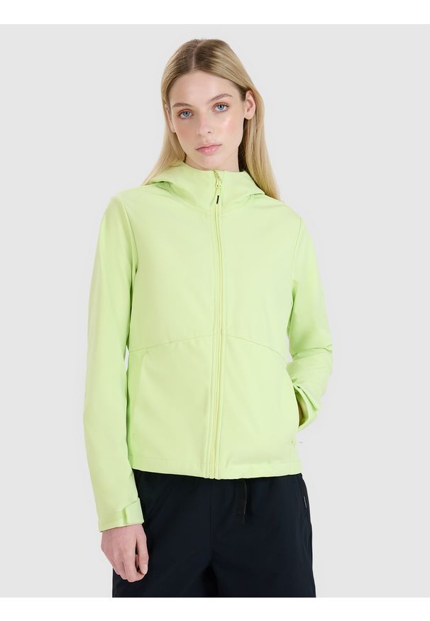 4f - 4F Kurtka softshell wiatroodporna membrana 5000 damska - zielona S. Typ kołnierza: kaptur. Kolor: zielony. Materiał: softshell. Technologia: Windstopper. Sezon: zima