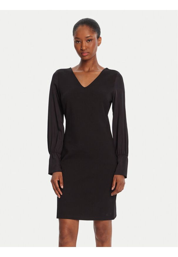 Armani Exchange Sukienka dzianinowa XW000756 AF16136 UC001 Czarny Slim Fit. Kolor: czarny. Materiał: wiskoza