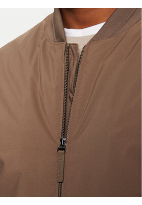 Calvin Klein Kurtka bomber Hero 00040EM567 Beżowy Regular Fit. Kolor: beżowy. Materiał: syntetyk