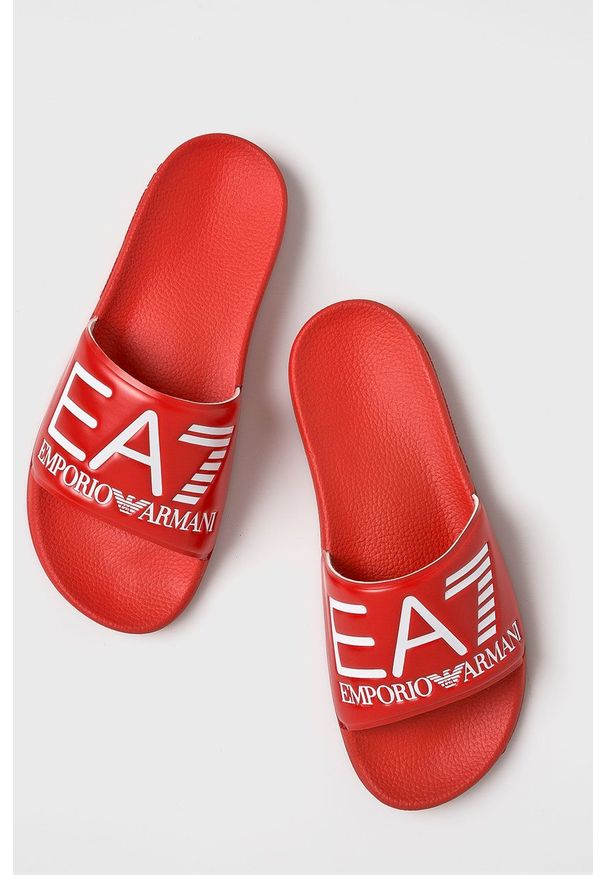 EA7 Emporio Armani - Klapki. Kolor: czerwony