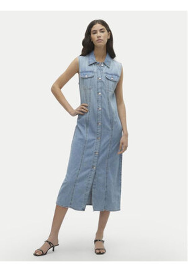 Vero Moda Sukienka jeansowa Zadie 10309673 Niebieski Regular Fit. Kolor: niebieski. Materiał: bawełna