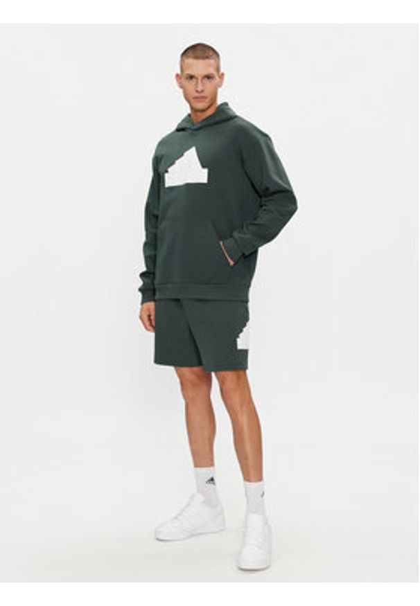 Adidas - adidas Bluza Future Icons IN3324 Zielony Regular Fit. Kolor: zielony. Materiał: bawełna